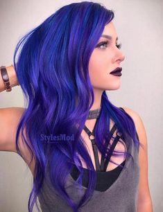 Today we have got some Unique & Fresh Ideas of Blue Hair Color Styles for the Modern Era of 2019. Every young and teenage girls can wear this look in the coming event and when you try this look then you see you gets a lots of attention from others. Wear it and make your day more happy. Guy Tang, Beautiful Hair Color, Bright Hair, Purple Ombre, Light Hair