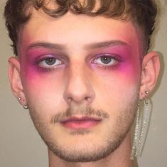 Men Wearing Makeup, Euphoria Party, Drag Makeup, Purple Makeup, Male Makeup, Creative Makeup Looks, Festival Makeup, Editorial Makeup