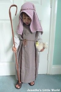 Christmas Dressing up Ideas for Children Simple Nativity Costumes For Kids, Nativity Dress Up Ideas, Shepard Costume Diy Kid, Shepard Costume, Homemade Nativity, Shepherd Outfit, Joseph Costume, Sheep Costumes