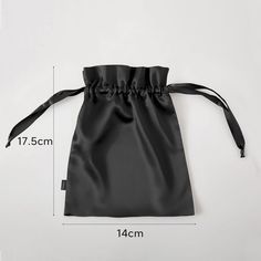 Item: Silk drawstring bag Material: 100% Mulberry Silk Shape: Rectangle with Drawstring S: 14*17.5cm M: 25*30cm This drawstring bags 100% Mulberry silk is great to storage your daily jewelry, cosmetics or small gifts. The silk is 19 Momme 100% natural silk ! No lining. Basic protective storage pouch for keeping items separate while traveling, great for gift packaging. Makes for a nice gift presentation or pretty favor bag. Scrunchie Business, Silk Sheet Set, Silk Blanket, Silk Duvet Cover, Silk Comforter, Gift Presentation, Silk Jewelry, Pajama Fashion, Silk Bag