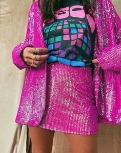 Pink Disco Outfit, Pink Disco Birthday Party, Disco Barbie, Disco Birthday Party, Pink Disco, Sparkly Outfits, Disco Night, Edgy Chic, Pink Sparkly