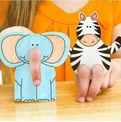 Crafts paper on children's fingers (3) Pre Writing Activities, English Teaching, Craft Activity, An Elephant, Hand Puppets