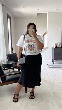 Modest Slip Skirt Outfit, Summer 23 Outfits Midsize, Modest Outfits Plus Size Casual, Black Slip Skirt Outfit Plus Size, Tshirt With Silk Skirt, Style Inspo For Plus Size, Express Style Fashion, Black Skirt Outfit Summer Plus Size, Slip Skirt Plus Size