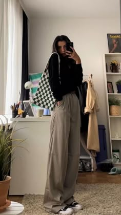 Outfit Ideas Black Trousers, Spring Semester College Outfits, Aesthetics Outfits, Fall Aesthetics, Looks Pinterest, K Fashion, Fall Aesthetic, Aesthetic Outfit