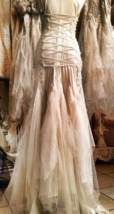 Cinderella Diy, Detail Couture, Diy Costume, Beltane, Tulle Gown, Vestidos Vintage, Wedding Deco, Look Vintage, Gorgeous Gowns