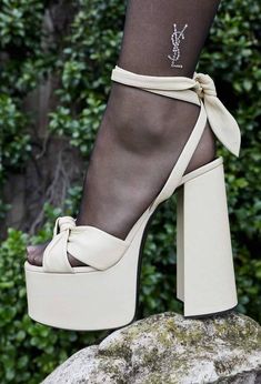 High Heels Classy, Bow Sandals, Cute Heels, Shoe Obsession