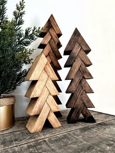 These wooden trees come in 4 sizes   2 tiers - 4.25" tall x 3" wide  4 tiers - 7.25" tall x 3" wide  6 tiers - 10.25" tall x 3" wide  8 tiers - 13.25" tall x 3" wide    Choose your stain preference. Christmas Lodge, Circle Crafts, Christmas Mantle Decor, Miniature Christmas Trees, Christmas Mantle, Christmas Wood Crafts