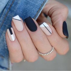 Black And White Nails Short, Gel Nails Shape, Thanksgiving Fashion, French Manicure Nails, Fancy Nails Designs, Spring Nail Designs, Matte Nails Design, Simple Gel Nails, Pretty Nail Art Designs