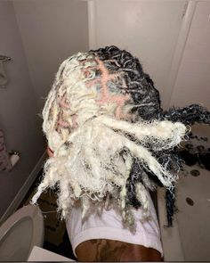 https://pin.it/ztdDhguBh Hair Color Ideas For Locs, Diamond Part Locs, Loc Hair Color Ideas, Two Tone Locs, Dyed Locs Ideas, Loc Colors, Colored Locs, Afro Locs