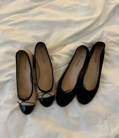 #Ballerette Ballet Aesthetic Shoes, Black Ballet Flats Aesthetic, Ballet Flat Aesthetic, Old Money Flats, Black Flats Aesthetic, Outfits With Ballet Flats, Ballerina Shoes Outfit, Ballet Flats Aesthetic, Flats Aesthetic