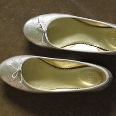 Very Soft, Gold J.Crew Ballet Flats. Size 7. Leather. Made In Italy. Barely Any Signs Of Wear, Practically Brand New. Work Great With Jeans, Pants, Skirts, Or Dresses. Pants Skirts, Shoes Soft, Flat Color, Jeans Pants, New Work, Flat Shoes Women, Ballet Flats, Loafer Flats, J Crew