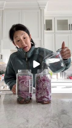 Pickles Red Onions Easy, Asian Pickled Red Onions, Picked Red Onions Quick, Pickle Red Onions Recipe, Red Pickled Onion Recipe, Pickling Red Onions, How To Pickle Onions, Japanese Pickled Vegetables, Pickling Mushrooms