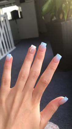 Preppy Acrylic Nails, Diamond Nail Art Design, Pretty Fingernails, Short Acrylic Nail Ideas, Chic Nail Ideas, Cute Nails Design, Gel Nails Ideas, Teen Nails, Solar Nails