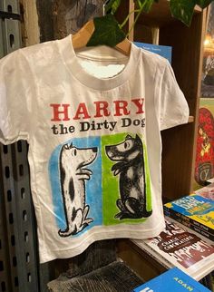 Cute Graphic Tees Aesthetic, Harry The Dirty Dog, Classic Childrens Books, Art Shirt, Mia 3, Hoodie Blanket, Classic Kids, Shirt Quilt, Art Shirts