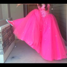 Worn Once And Such A Beautiful Dress! With Corset Back And Ball Gown Style. Pink Prom Dresses Ball Gown, Dress With Corset Back, Mori Lee Prom Dresses, Prom Dress Color, Dress With Corset, Dresses Ball Gown, Gown Style, Mori Lee