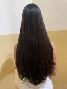 Long Natural Straight Hair, Long Shiny Hair, Long Silky Hair, Hair Inspiration Long, Silky Hair, Smooth Hair, Shiny Hair, Beautiful Long Hair, Straight Hair