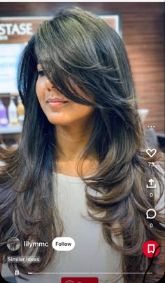 Side Partition Haircut Women, Side Part Curtain Bangs Long Hair, Long Layers With Side Bangs, Long Sideswept Bangs, Curtain Bangs With Side Part, Side Swept Bangs Long Hair, Waterfall Layers Haircut, Cut Own Hair, Light Auburn Hair