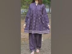 Short Frock, Simple Frocks, Womens Trendy Dresses, Modest Dresses Casual, Simple Pakistani Dresses, Designer Dresses Casual