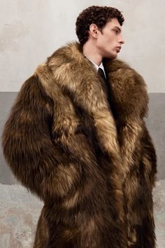 Look Disco, Fur Coat Men, Mens Fur Coat, Pre Fall 2023, Mens Fur, Brand Icon, 2023 Collection, Streetwear Men Outfits, Pre Fall