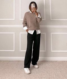 Mode Over 50, Black Jeans Outfit, Outfit Jeans, Looks Chic, 가을 패션, Work Outfits Women, Business Casual Outfits