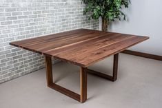 Walnut square table on square U legs. Modern Walnut Dining Table, Square Wood Table, Square Dining Room, Dining Table Square, Types Of Tables, Wood Dining Tables, Dining Table Modern, Project Table, Hardwood Table