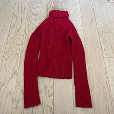 Authentic Abercrombie & Fitch Women's Stretch Cable Red Turtleneck Sweater. New Without Tag. Size In Small. Cable Knit Ribbed. Very Rare. I Purchased This In The Early To Mid 2000s, Y2k Era. It Has Never Been Worn. I Just Found A Lot Of My Old Vintage Abercrombie Items From That Era In My Storage Unit, Check Out My Other Listings If You're Interested In Brand New With Tag Unworn Vintage Abercrombie From The 2000s. They Were Purchased From 2001-2007 Mostly. New With Tag. Red Fine Knit Wool Sweater, Red Merino Wool Sweater For Fall, Red Sweater For Winter Layering, Red Winter Sweater For Layering, Red Wool Sweater For Fall, Fitted Wool Knitted Top, Solid Wool Tops For Winter, Cozy Red Fitted Tops, Cozy Fitted Red Tops