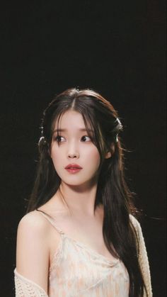 Iu Short Hair, Pretty Hair Cuts, Lee Ji Eun, Iu Hair, Short Hair Styles Easy, Korean Idol, Model Hair, Korean Beauty, Pretty Hairstyles