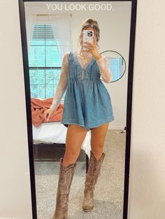 Buckle Store Outfits, Thanksgiving Outfit Cowboy Boots, What To Wear In Nashville In Winter Outfit Ideas, Denim Theme Outfit, Kelsea Ballerini Outfits Concert Winter, Forth Worth Stockyards Outfits, Frontier Days Outfit, Keith Urban Concert Outfit, Denim Dress Concert Outfit