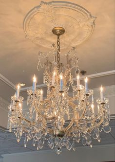 chandelier royal aesthetic coquette candles vintage crystal chandelier Chandeliers Aesthetic, Extravagant Aesthetic, Pretty Chandeliers, Tulle Gowns, Wealthy Life, French Chandelier, Bedside Lamps, Pretty When You Cry, Pastel Palette