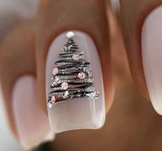 Tree Nails, Christmas Gel Nails, Nails 2022, Cute Gel Nails, Pretty Nail Art, Nail Designs Glitter, Xmas Nails, Christmas Nail