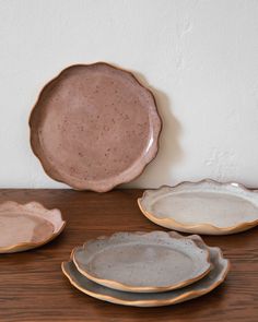 Scalloped Handmade Stoneware Plates - Lone Fox Ceramic Charger Plates, Pottery Design Inspiration, Stoneware Serving Dishes, Pottery Wheel Plates, Handmade Ceramic Dinnerware, Ceramic Dinnerware Set Handmade, Handmade Pottery Ideas Inspiration, Handmade Ceramic Plate, Terracota Plates