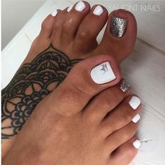 Pedicure y diseños para uñas pies de moda | Tendencias 2019 Cute Pedicures, Jagua Henna, Paint Nails, Gel Pedicure, Pedicure Colors