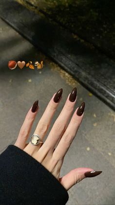 Dark Brown Nails Almond Shape, Brown French Manicure Almond, Dark Chocolate Nails Design, Dark Brown Oval Nails, Brown Almond Nails For Fall, October Nail Inspo Almond, Natural Almond Nails Fall, Dark Brown Nail Ideas, Dark Brown Sparkle Nails