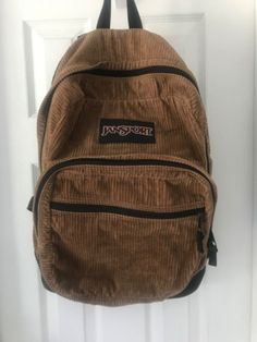 Black Jansport Backpacks, Backpacks Jansport, Black Jansport, Jansport Backpacks, Mochila Jansport, Backpack Aesthetic, Corduroy Backpack, Harry Clarke