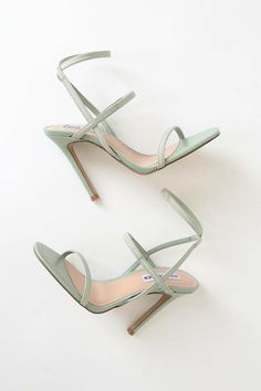 Mint High Heels, Hak Tinggi, Trendy Heels, Cute Shoes Heels, Shoes Heels Classy, Heels Classy, Fancy Shoes, Girly Shoes, Aesthetic Shoes