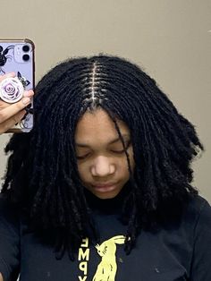 #microlocs How To Retie Microlocs, Microlocs Parting Grid, Xs Locs, Long Micro Locs, Short Microlocs Styles, Mirco Locs, Micro Locs Styles, Micro Loc Styles