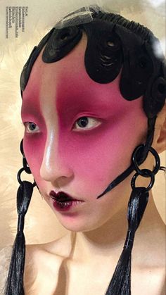 Alien Makeup, Artsy Makeup, Funky Makeup, Face Art Makeup, Drag Makeup, Creative Makeup Looks, Clown Makeup, Eye Makeup Art, Fantasy Makeup