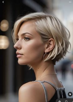 Round Face Short Blonde Hair, Short Layered Bob Brunette, Mid To Short Hairstyles, Hair Styles For Double Chin, Blonde Pixie Haircut Short Fine Hair, Short Hair Back View Neckline, Short Bob Hairstyles Blonde, Mid Length Short Hair, Short Low Maintenance Haircut