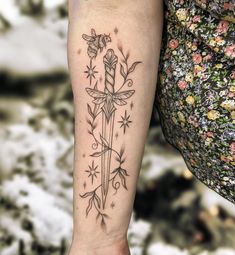 Lady Knight Tattoo, Fantasy Dagger Tattoo, Dark Academia Tattoo, Cottagecore Tattoo, Stippling Tattoo, Whimsical Tattoos, Knight Tattoo, Tattoos Inspo, Red Ink Tattoos