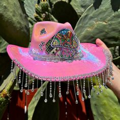 Pink Trippy Mushroom Rhinestone Fringe Space Cowgirl Hat 🌟 Shine like a Star in a Cosmic Rodeo 🌟 Y2K 90s This hat is one-size-fits-most (23" circumference). Foam sizer inserts available *upon request* for Small heads. Please measure your noggin :) & review my shop policies Please note fringe does not surround the entire brim, but message me for it to be added! This hand-decorated iridescent pink cowboy hat is perfect for parties, concerts, festivals, raves, and special events. Let your space c Pink Space Cowgirl, Disco Space Cowgirl, Pink Trippy, Disco Cowboy, Rave Y2k, Cowboy Outfit, Trippy Mushroom, Pink Cowboy Hat, Pink Cowboy