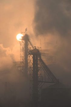 smog crisis in China: Chimneys of a cement plant emit smoke into the air Car Ownership, Industrial Photography, Industrial Art, In Car, Air Pollution, 영감을 주는 캐릭터, Save Earth, Environmental Art, Pollution