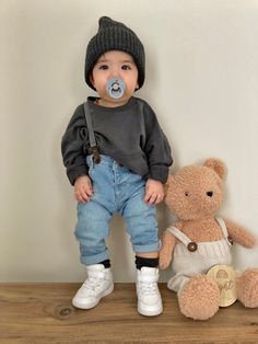 Ootd Baby Boy, Stylish Kids Fashion, Mother Baby Photography, Newborn Baby Photoshoot, Baby Ootd, Baby Outerwear