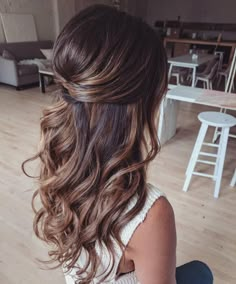 Bridesmaid Hairstyles Thinning Hair, Hair For Wedding Bride Half Up Half Down, Classic Half Up Half Down Wedding Hair, Easy Formal Hairstyles, Mob Dress, Themes Wedding, Colors Wedding, Wedding Hair Down, Penteado Cabelo Curto