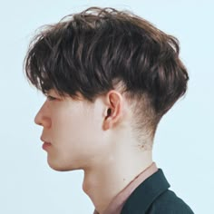 Japanese Short Hair, Asian Haircut, Men's Short Hair, Men Haircut Styles, Hair Inspiration Short, Haircuts For Wavy Hair