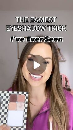 Current Eyeshadow Trends, How To Apply Eyeshadow For Blue Eyes, Eyeshadow For Green Eyes Tutorial, Best Way To Apply Eyeshadow, 5 Minute Eye Makeup, Diy Eyeshadow Tutorial, Step By Step Eyeshadow For Beginners, Applying Eyeshadow For Beginners, Simple Teen Makeup