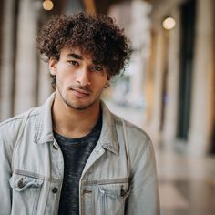 Guy With Curly Hair, Best Curly Hairstyles, Curly Hairstyles For Men, 80's Hairstyle, Couple Tattoos Unique Meaningful, Couple Tattoos Unique