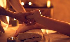 60-Minutes Custom Foot Reflexology with Sea Salt Soak at Gong Fu Massage Spa (Up to 56% Off) Intimate Ideas, Feet Massage, Massage Envy, Reflexology Massage, Organic Facial, Romantic Things To Do, Foot Reflexology, Massage Benefits, Healing Therapy