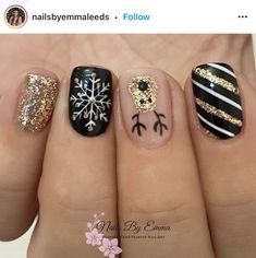 Festive Christmas Nails, Nail Art Noel, New Years Nails, Cute Gel Nails, Nail Art Brushes, New Year's Nails