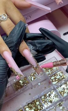 Dark Girl, Tech Aesthetic, Tech Career, Diy Acrylic Nails, Black And White Art Drawing, Nail Room, Nail Sets, Long Acrylic, Nail Files