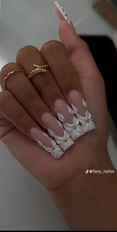 White Long Wedding Nails, Pretty Long Nails Ideas, Nails With Money Design, All Out Nails, Mexico Nail Ideas, Virgin Mary Nails, Greek Goddess Nails, Baddie Nail Ideas, Buchona Nails